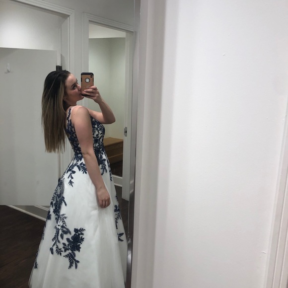 White prom dress with navy blue detailing - Picture 2 of 4